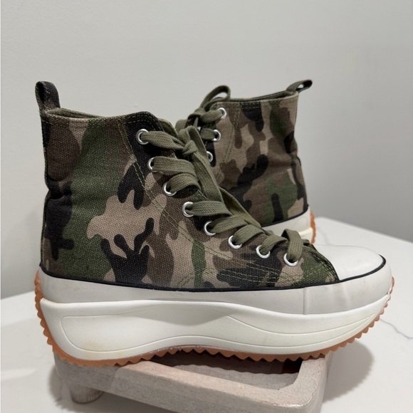 Steve Madden Shoes - Steve Madden Green Camouflage High-Top Sneakers